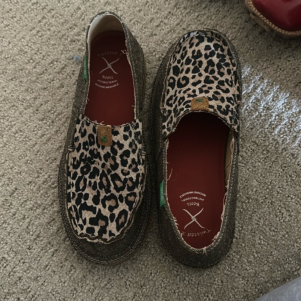 Cheetah Print shoes